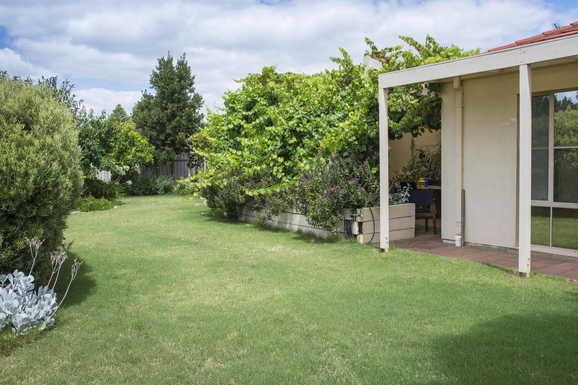 แบลวู เบด&เบรคฟาสท์ แม็คลาเร็น เวล Bed & Breakfast แมคลาเรนเวล ภายนอก รูปภาพ